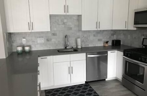 Sonoma Apartment | Sleek Sonoma 2BR Condo Retreat