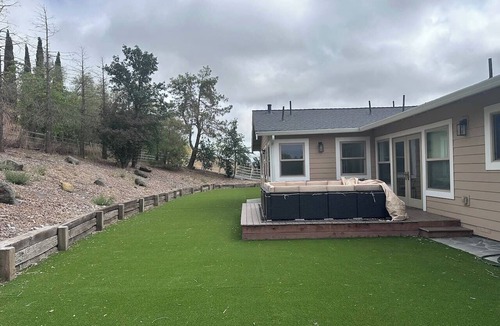 Livermore House | Sleep 16+ | Secluded 4-Acre Private Quiet Retreat
