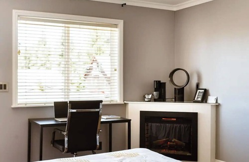Big Bear Lake Hotel | "Sleepover" Hotel Suite with AC/Heating & Indoor Jetted Tub
