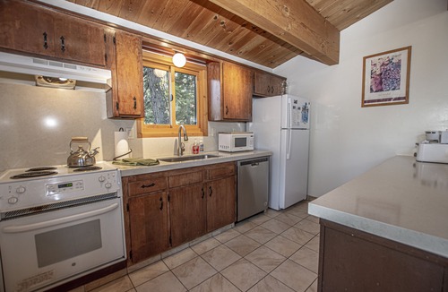 Chamberlands House | Snowbird at Tahoe: 4 bed, 2.5 bath Chamberlands home with full HOA access!