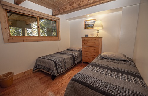 Chamberlands House | Snowbird at Tahoe: 4 bed, 2.5 bath Chamberlands home with full HOA access!