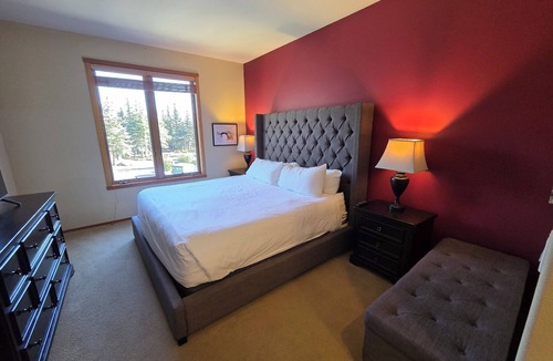 Mammoth Lakes House | Snowcreek Resort Vacation Rental 955