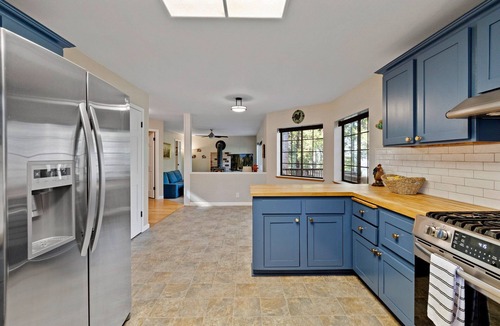 Twain Harte House | Snowy Winter Paradise - 3,200 sft, Pets ok, Tree House, Climbing Wall, Games!