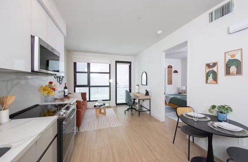 Downtown Apartment | Soho Vibes In The Heart Of Santa Monica