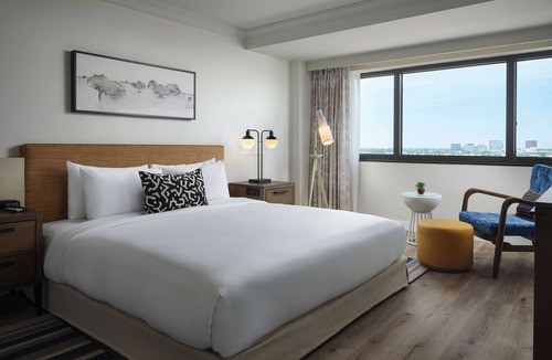 Irvine Business Complex Hotel | Sonesta Irvine John Wayne Airport