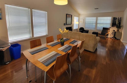 Davis House | South Davis Large Townhouse 4 BR/2BA