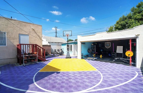 Los Angeles House | South LA 3BR Home | Gym + Hot Tub | SoFi | C&C