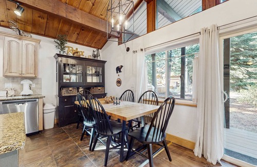 Country Club Estates House | South Lake Tahoe Retreat: Skiing & Lakeside Fun!