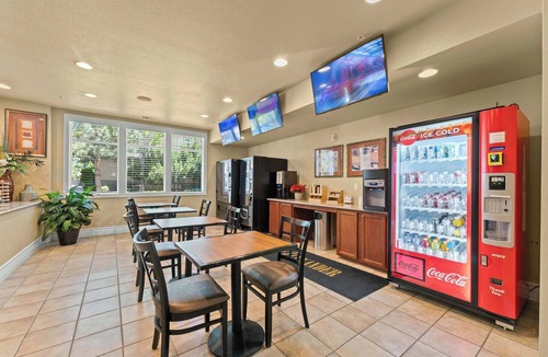 Reno/Tahoe Airport Apartment | South Reno 2BR · Mountain Views, Pool & Sauna