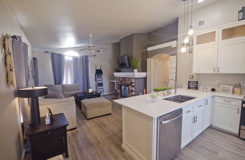 Greenacres House | Southwest 2 Bedroom 1 Bathroom house Pets Ok