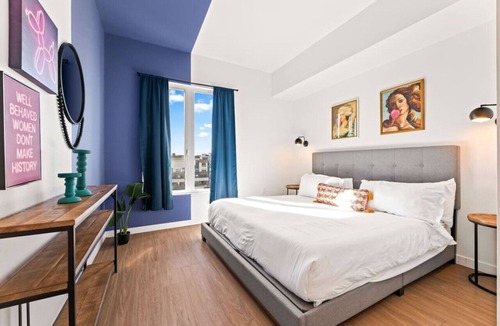 Little Tokyo Apartment | Spacious 1-BD with Stunning City Views in DTLA