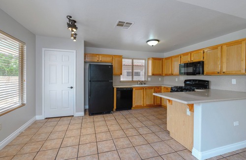 Las Vegas House | Spacious 3-bedroom house in fantastic Las Vegas near TPC Golf and Red Rock