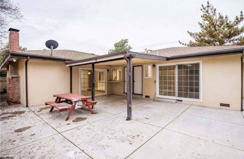 Merced House | Spacious 4-bedroom house with WiFi and AC in wonderful Merced