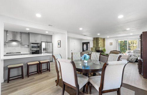 Pomona House | Spacious 4BR Retreat in Pomona- Sauna + Hot Tub + Massage Chair
