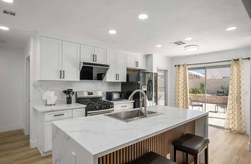 Spring Valley House | Spacious 4BR Vegas Home with Piano