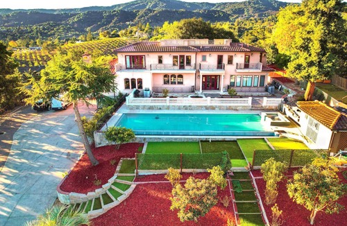 Los Altos Hills House | Spacious 5-bedroom country house in tranquil Los Altos Hills