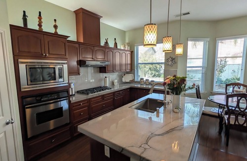 Fresno House | Spacious 5-bedroom 3-bath house in NW Fresno