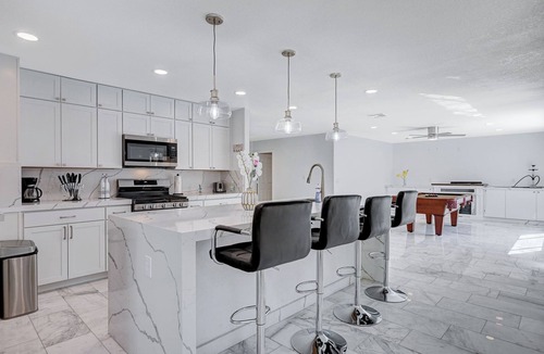 Spring Valley House | Spacious 5BR Home w/Private Pool Quiet Area Near Las Vegas Strip