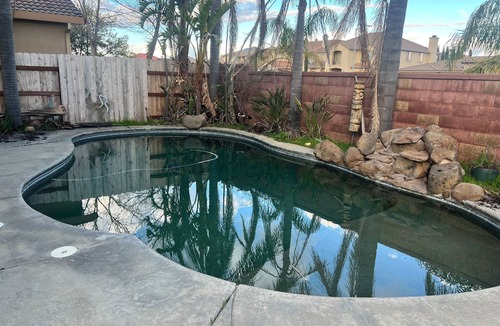 Rancho Cordova House | Spacious 6-bedroom house in charming Rancho Cordova w/AC, WiFi, Swimming Pool