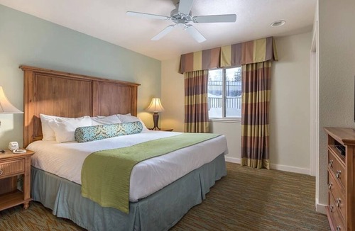 Round Hill Village Resort | Spacious condo with Resort amenities in South Lake Tahoe