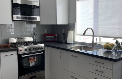 Agoura Hills House | Spacious Contemporary 1bd in nature near Malibu