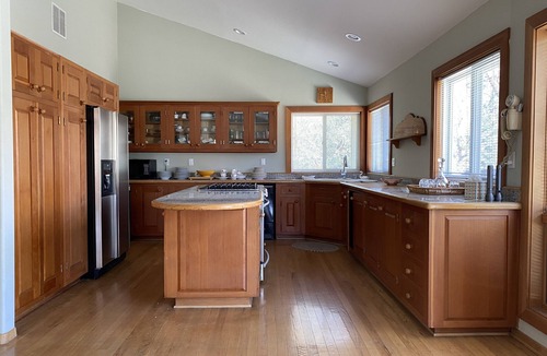 Wofford Heights House | Spacious, Cozy Getaway with Breathtaking Mountain Views