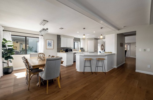 Canyon Lake House | Spacious fully remodeled lakefront 5-bedroom house in beautiful Canyon Lake