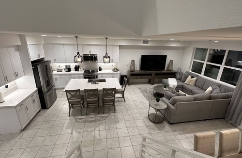 Terra Lago House | Spacious home in Palm Springs area, Indio. Close to all festivals. Sleeps 14+