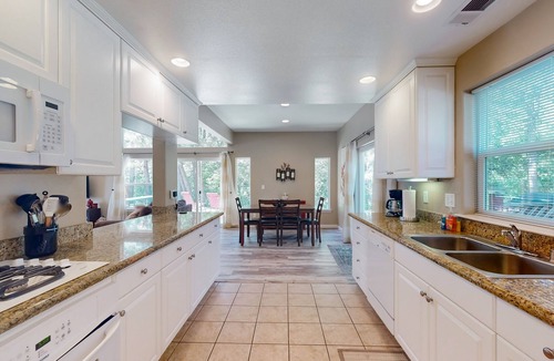 Bass Lake House | Spacious home w/granite countertops, gas fireplace & 2 large patios-shared pool