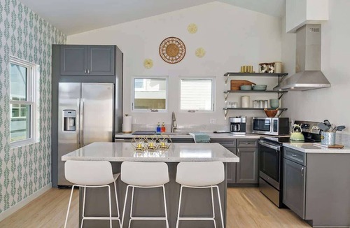 San Luis Obispo House | Spacious SLO Retreat | Walk to DT/Parks