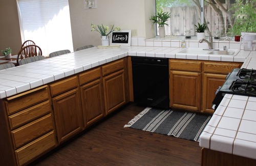 Shasta View House | Spacious Three Bedroom Home in Residential Neighborhood