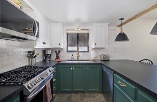 June Lake Condo | Spacious two bedroom, modern mountain retreat