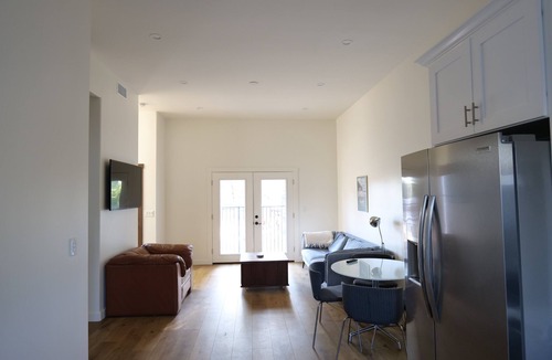 Mission Hills House | Spanish 3b/3b Villa with Central ac in San Fernando Valley