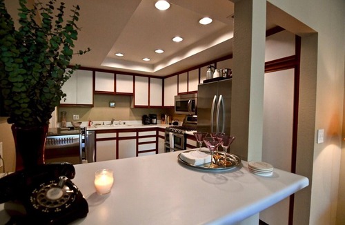 Playa Del Rey Condo | Sparkling Pool View 2BR-2BA by LAX & Beach FIFA Friendly