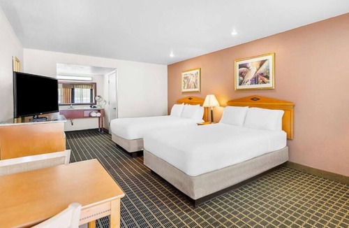 South San Jose Hotel | Spend your Super Bowl Stay at Sure Stay Plus Hotel San Jose Central City!