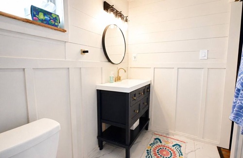 Spring Branch House | Spring Break | Hot Tub, Pool, Farm Stay