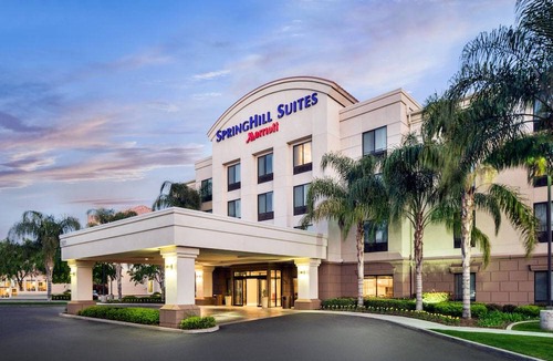 Bakersfield Hotel | SpringHill Suites by Marriott Bakersfield
