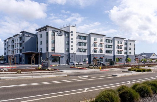 San Luis Obispo Hotel | SpringHill Suites by Marriott San Luis Obispo