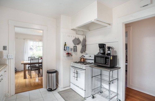 College Terrace House | Stanford Close to Everything!