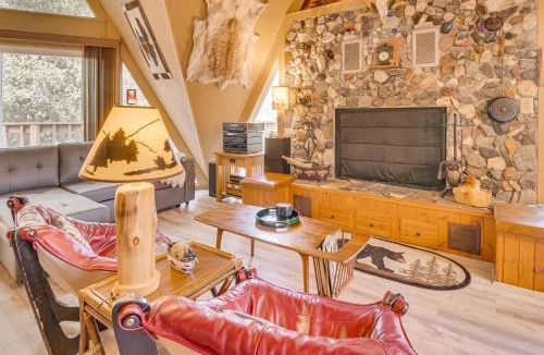 Pine Mountain Club House | 'Star House' Unique Home w/360 Mountain Views!