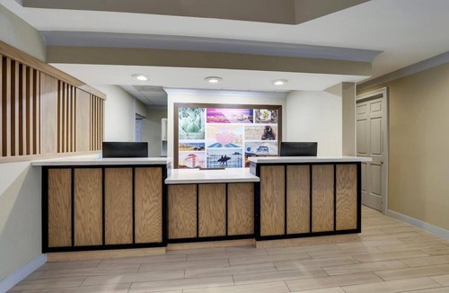San Jose Hotel | Stay In great Shape! Minutes to Levi's Stadium, Pet Friendly + Free Breakfast!