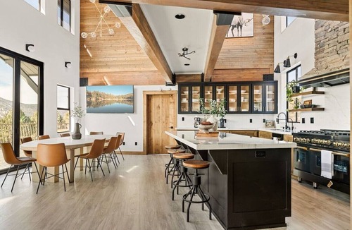 Baldwin Lake Cabin | Steel Pine Lodge · Steel Pine Lodge A Rustic Mountain Retreat & SPA