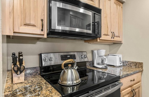 Tahoe Meadows Condo | Steps to Beach | Views | Shared Pool & Hot Tub