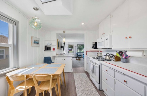 Cayucos House | Steps to Sand! Coastal Retreat w/Fire Pit & Views
