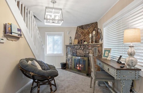 Big Bear Lake House | Storybook Cottage Near Slopes