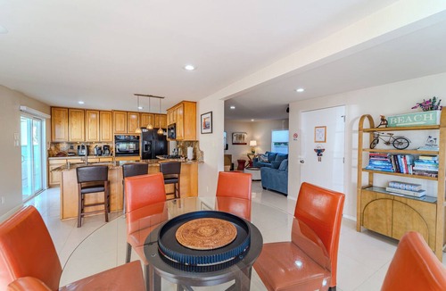 Silver Strand House | Strand N Sea Beach Hot Tub Pet Friendly Channel Islands Harbor