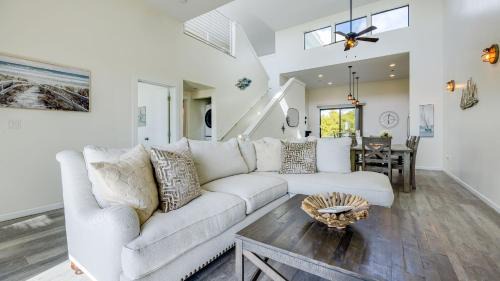 Oceano House | Strand Way A B by AvantStay
