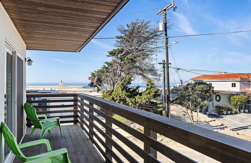 Oceano House | Strandcastle - Oceanview - Dog Yard - SO much Parking! - Steps from Sand