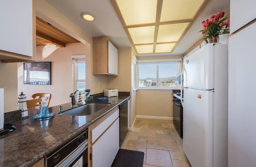 San Simeon Condo | Striking, Oceanfront Condo in San Simeon! Beautiful Views, Great Location!