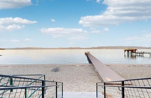 Tahoma House | Stunning Home with Private Dock Pier and Beaches Lake Views